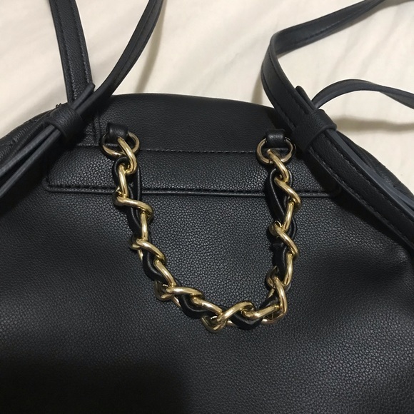 Guess Larson Quilted Black Mini Backpack - Picture 5 of 11